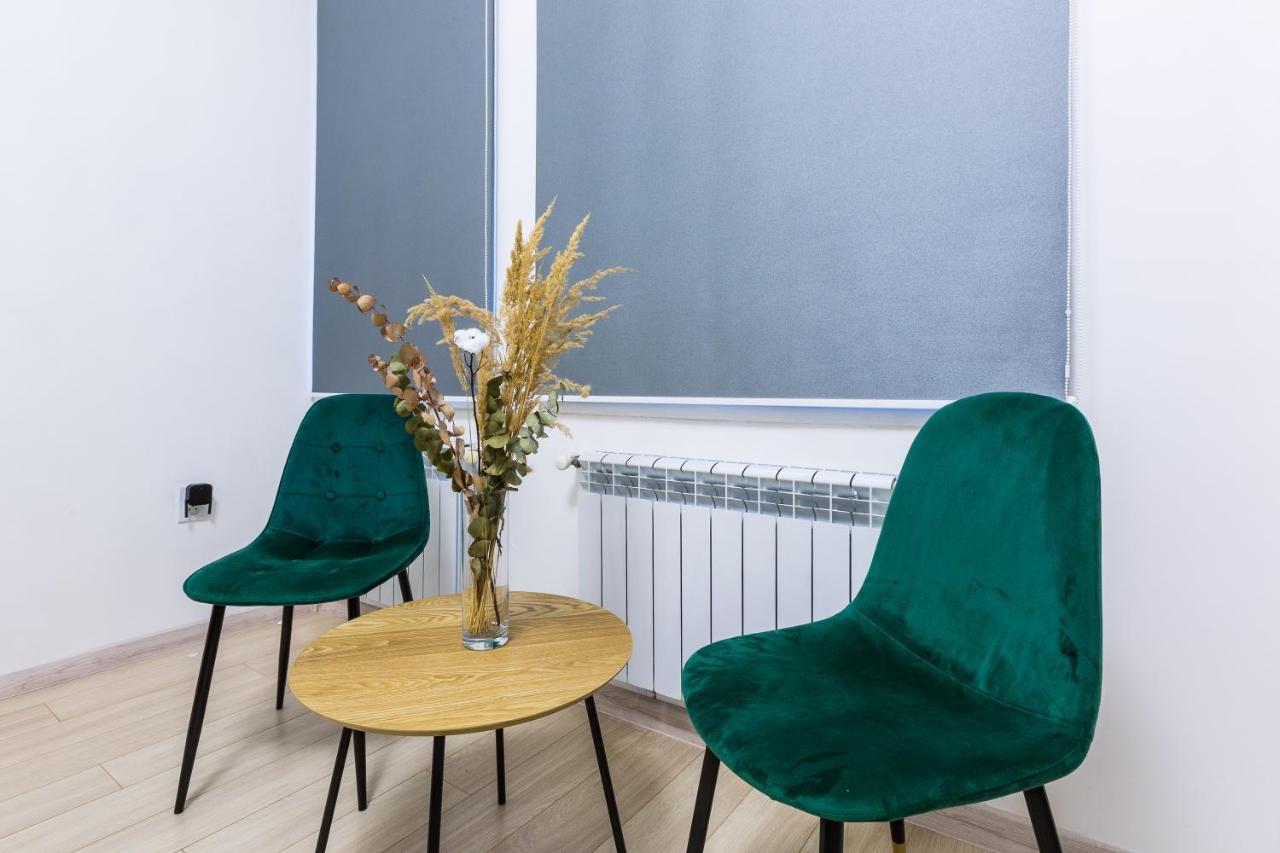 לבוב Vodna White Apartment מראה חיצוני תמונה