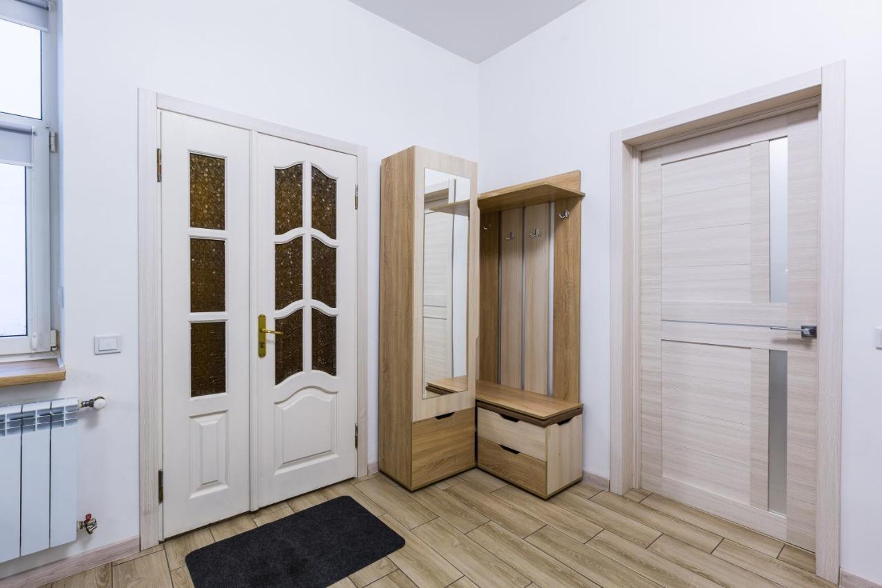 לבוב Vodna White Apartment מראה חיצוני תמונה